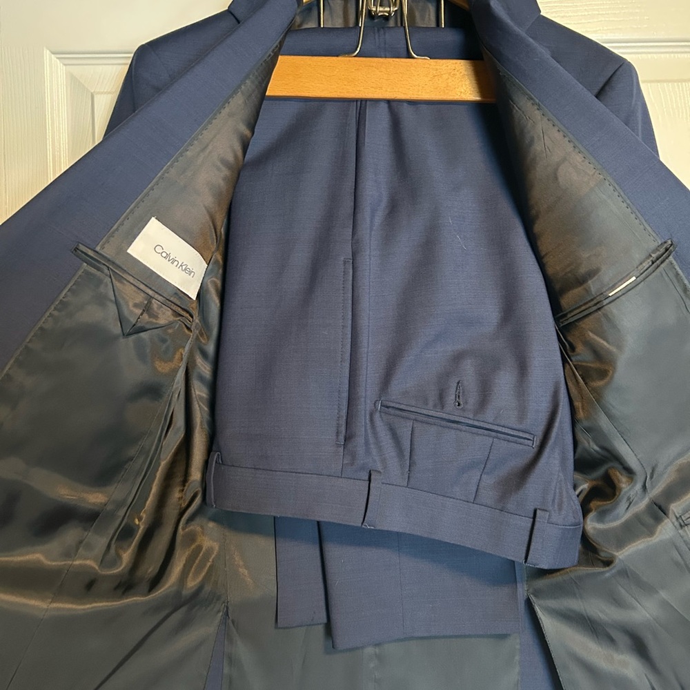 Calvin Klein Blue Suit Jacket and Pants